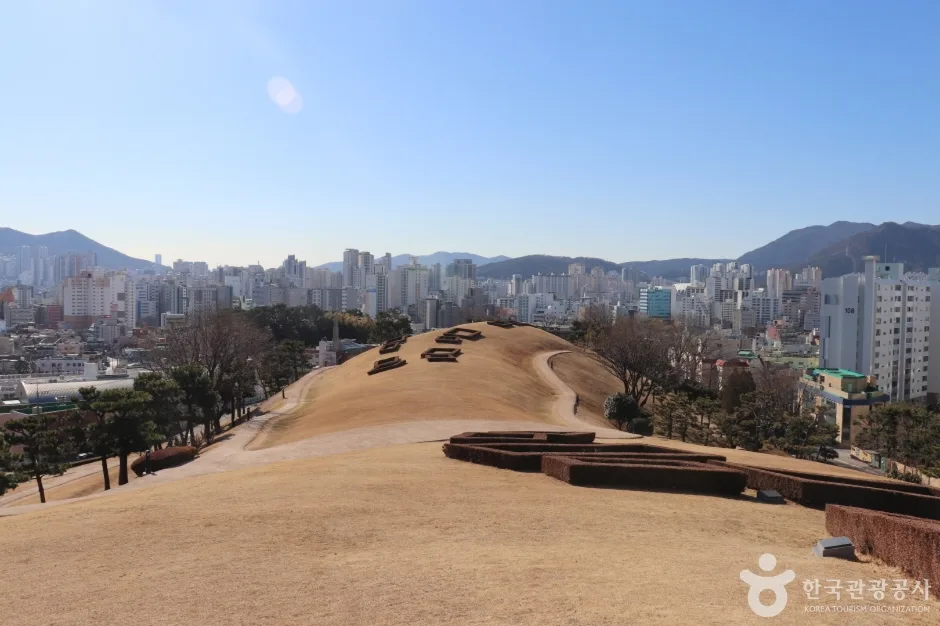 부산 복천동 고분군